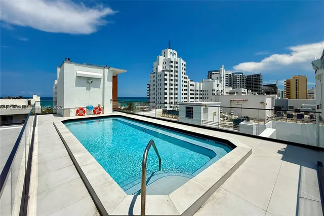 $3,650 | 4122 Collins Avenue, Unit 2B, Miami Beach, FL 33140
