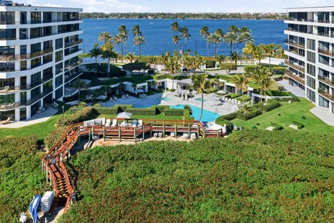 $3,995,000 | 3100 South Ocean Boulevard, Unit 201S, Palm Beach, FL 33480
