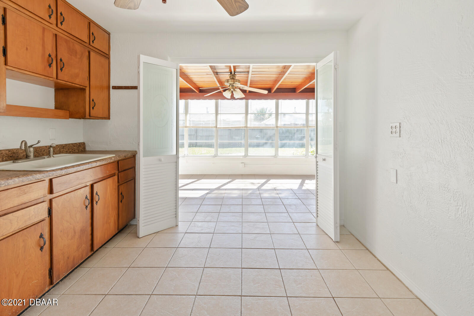 61 Margaret Road Ormond Beach, FL 32176 - Photo 6 of 34 11_61_Margaret_Road11_mls