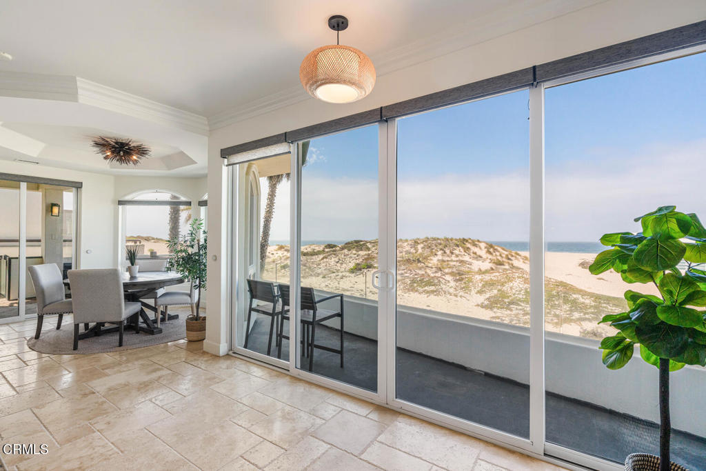 1501 Mandalay Beach Road Oxnard, CA 93035 - Photo 18 of 74 1501 Mandalay Beach Rd Oxnard-large-017-