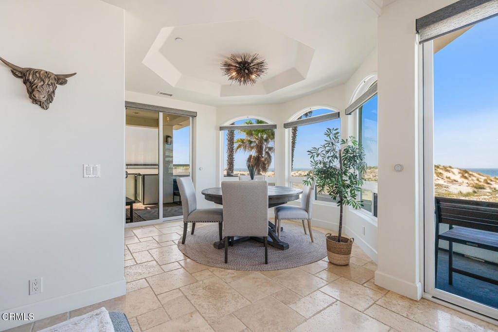 1501 Mandalay Beach Road Oxnard, CA 93035 - Photo 19 of 74 1501 Mandalay Beach Rd Oxnard-large-018-