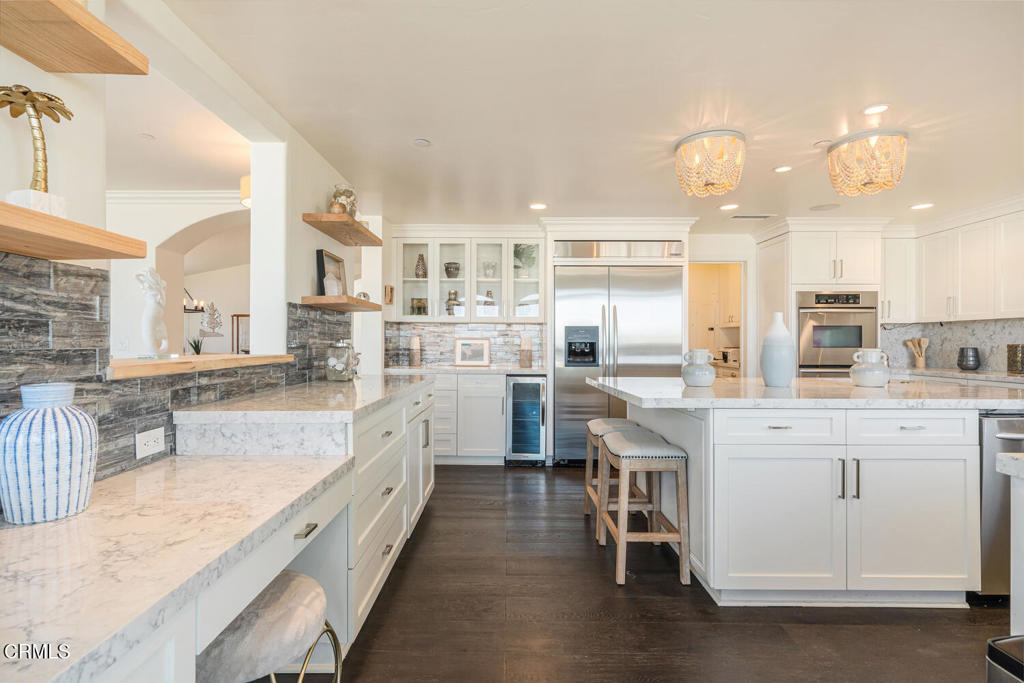 1501 Mandalay Beach Road Oxnard, CA 93035 - Photo 26 of 74 1501 Mandalay Beach Rd Oxnard-large-024-