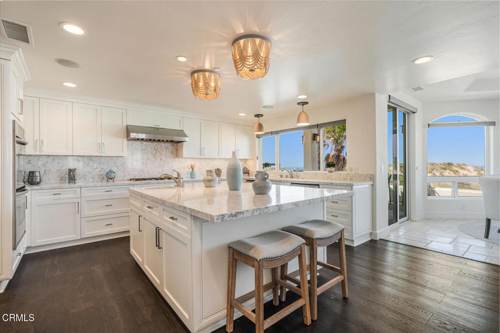 1501 Mandalay Beach Road Oxnard, CA 93035 - Photo 29 of 74 1501 Mandalay Beach Rd Oxnard-large-027-