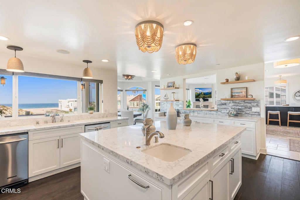 1501 Mandalay Beach Road Oxnard, CA 93035 - Photo 32 of 74 1501 Mandalay Beach Rd Oxnard-large-030-