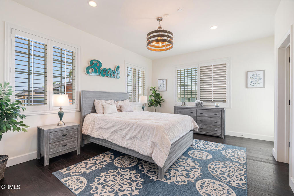 1501 Mandalay Beach Road Oxnard, CA 93035 - Photo 36 of 74 1501 Mandalay Beach Rd Oxnard-large-034-