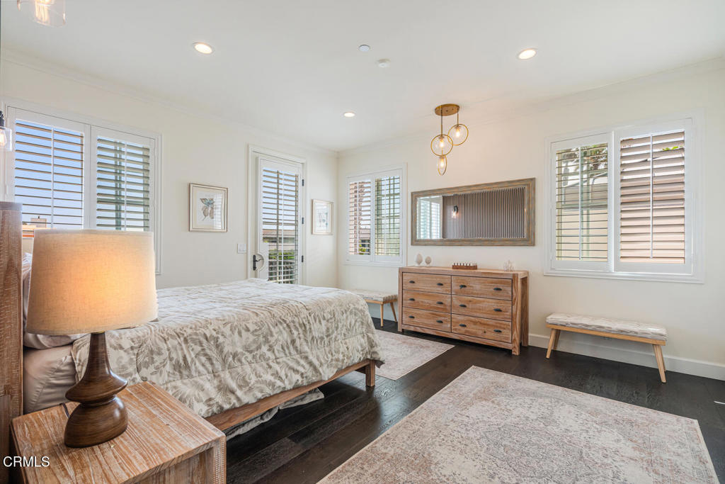 1501 Mandalay Beach Road Oxnard, CA 93035 - Photo 38 of 74 1501 Mandalay Beach Rd Oxnard-large-036-