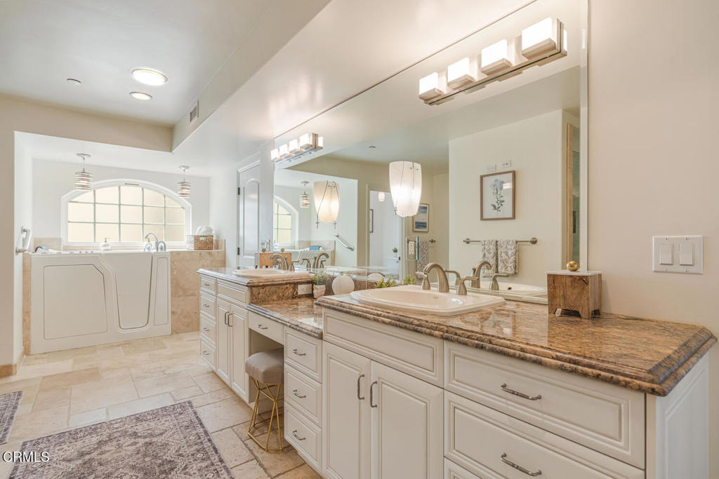 1501 Mandalay Beach Road Oxnard, CA 93035 - Photo 52 of 74 1501 Mandalay Beach Rd Oxnard-large-048-