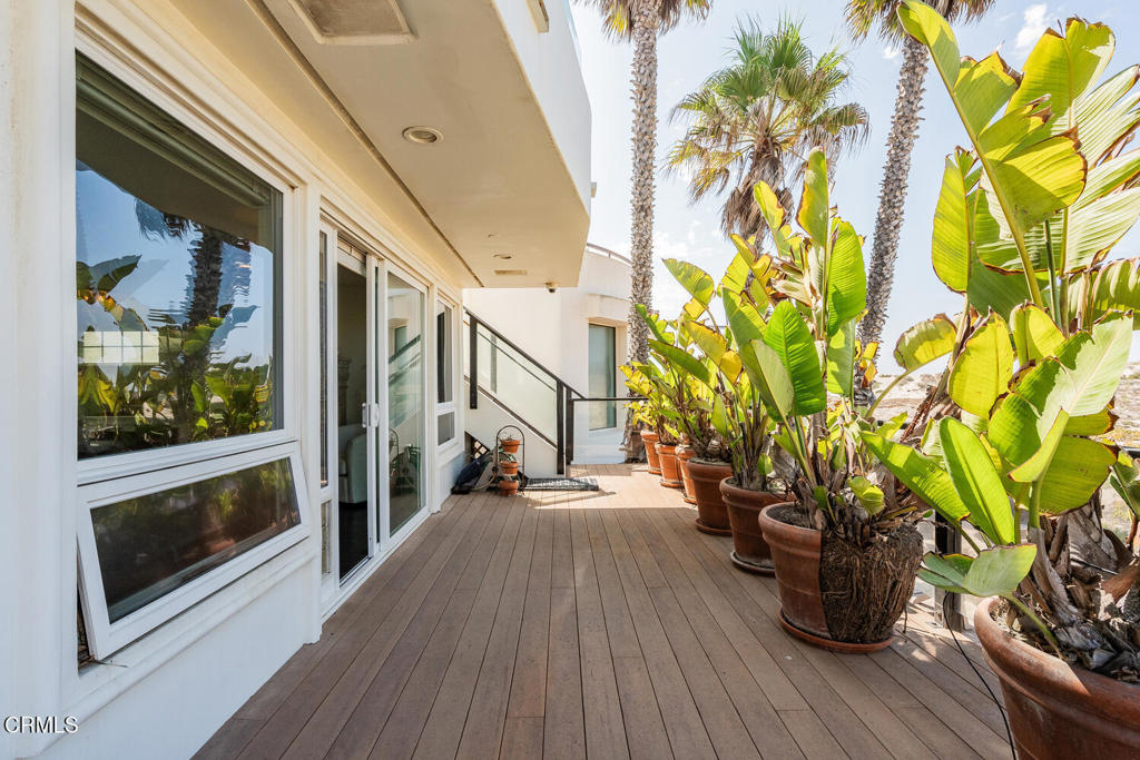 1501 Mandalay Beach Road Oxnard, CA 93035 - Photo 61 of 74 1501 Mandalay Beach Rd Oxnard-large-058-