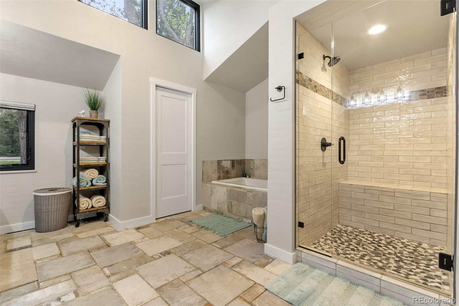 620 Front Range Road Littleton, CO 80120 - Photo 19 of 40