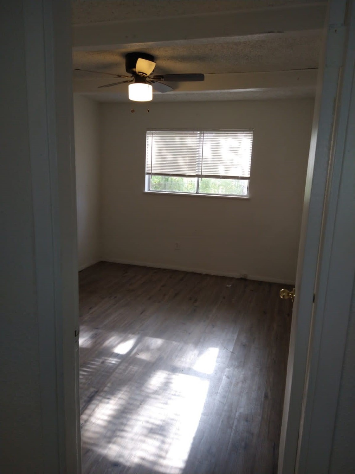 17042 Laurelwood Drive Channelview, TX 77530 - Photo 8 of 15