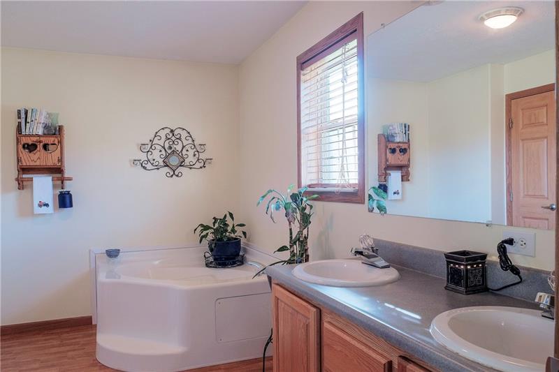 252 Pumpkin Hollow Road Georgetown, PA 15043 - Photo 12 of 25