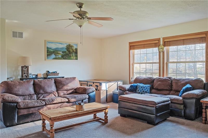 252 Pumpkin Hollow Road Georgetown, PA 15043 - Photo 15 of 25