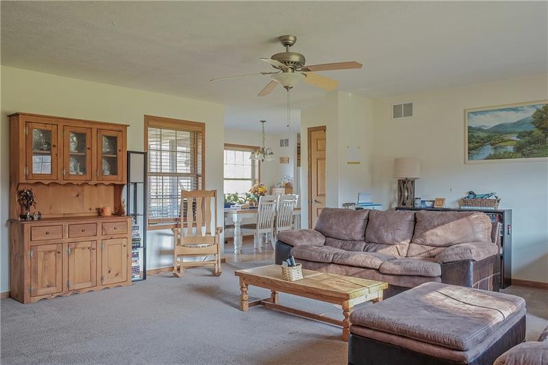 252 Pumpkin Hollow Road Georgetown, PA 15043 - Photo 17 of 25