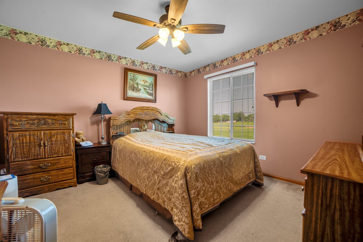 154 Azalea Circle Romeoville, IL 60446 - Photo 14 of 29 Gallery Image 14