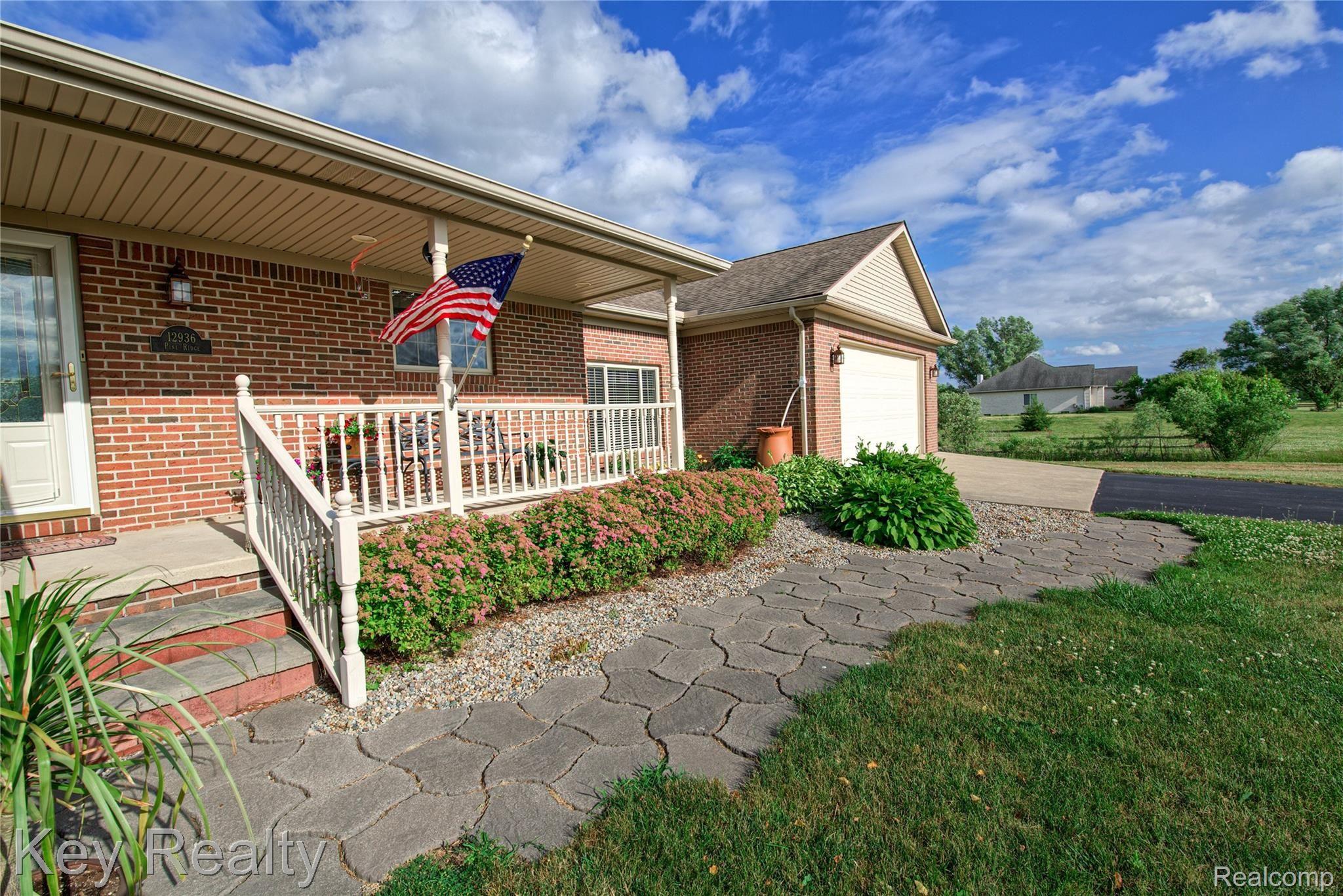 12936 Pine Ridge Drive Carleton, MI 48117 - Photo 6 of 36 smaller 12936 Pine Ridge-6.jpg