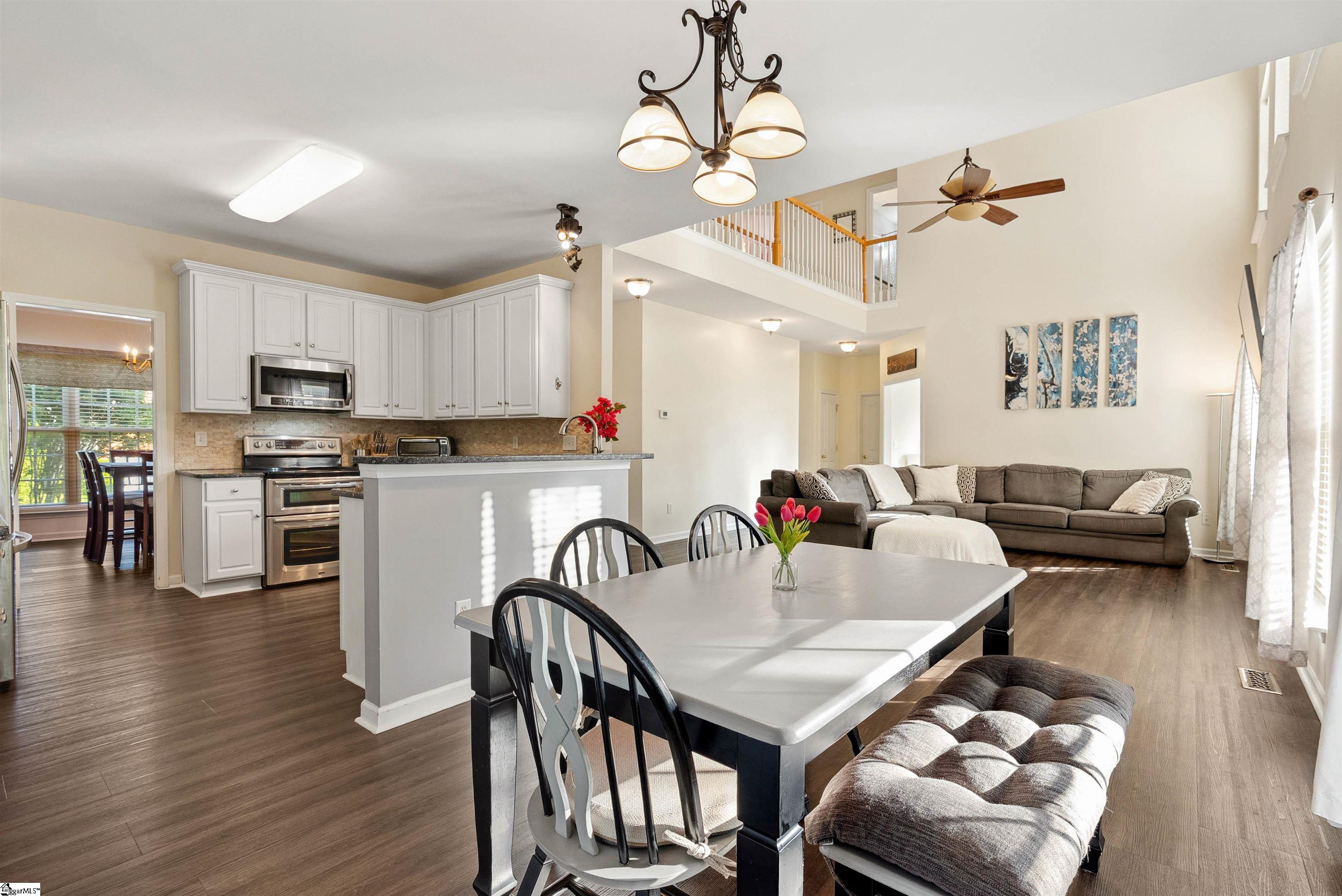 105 Franklin Meadow Way Greer, SC 29651 - Photo 10 of 38