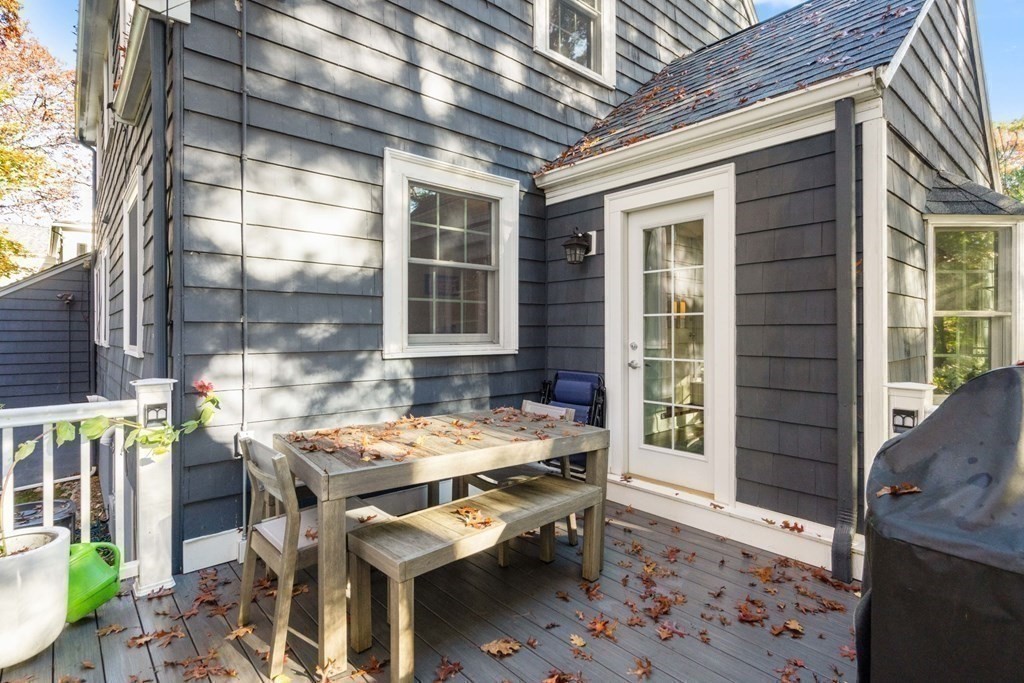 34 Earle Road Wellesley, MA 02481 - Photo 26 of 28 a outdoor dining space with furniture