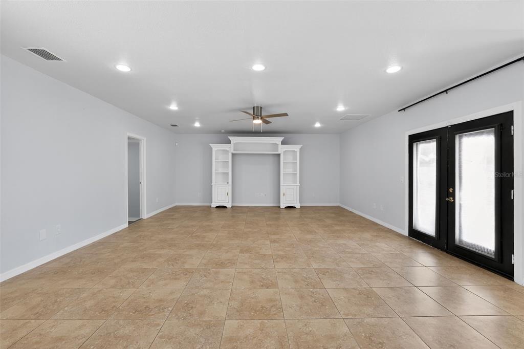 3240 Apfel Road Wesley Chapel, FL 33543 - Photo 10 of 41