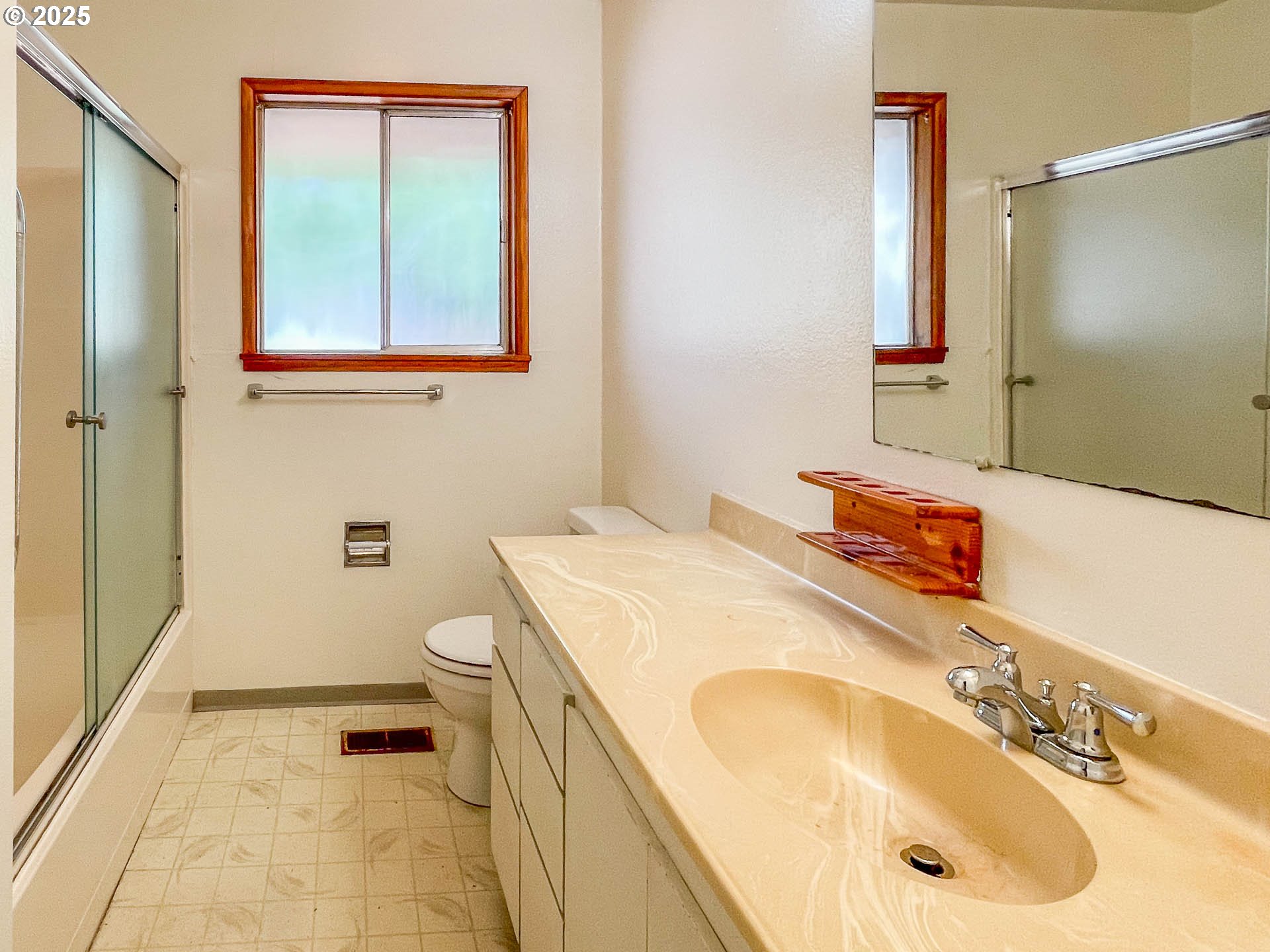 765 O C Brown Road Roseburg, OR 97470 - Photo 14 of 48 a bathroom with a sink and a mirror