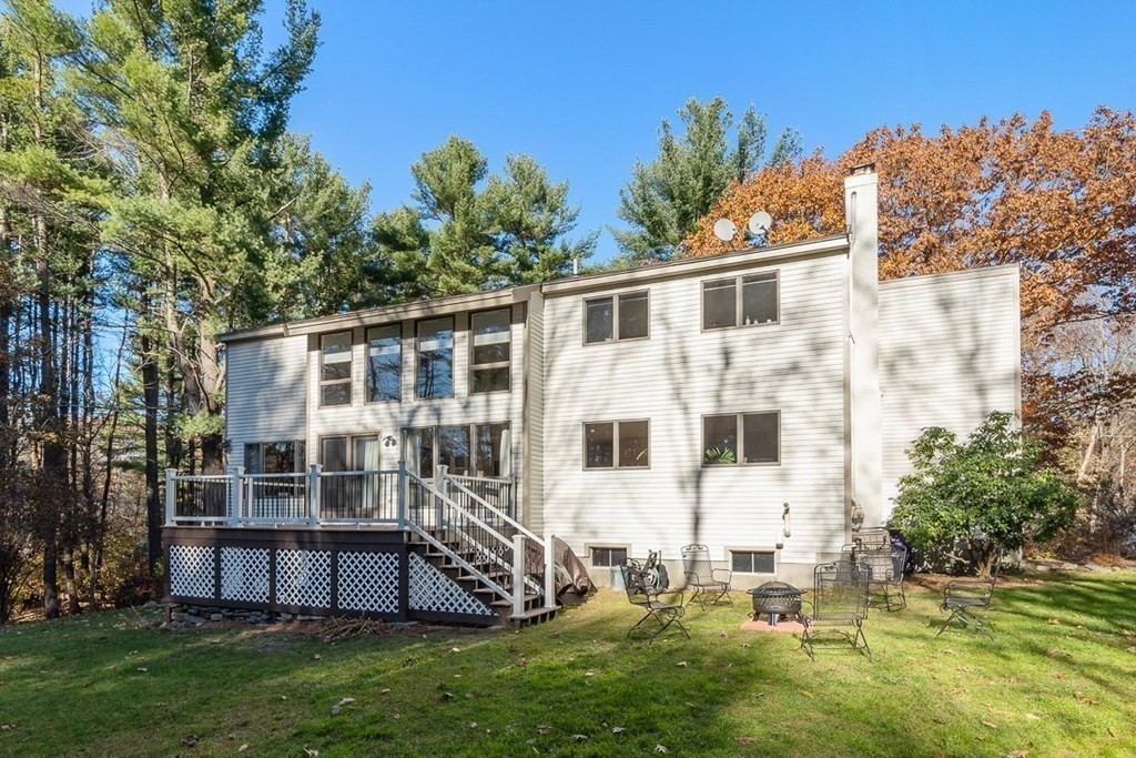 103 Robin Hill Road Chelmsford, MA 01824 - Photo 33 of 41 Gallery Image 33