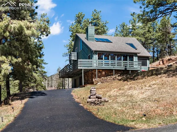 $749,000 | 200 Sun Ridge Court, Woodland Park, CO 80863