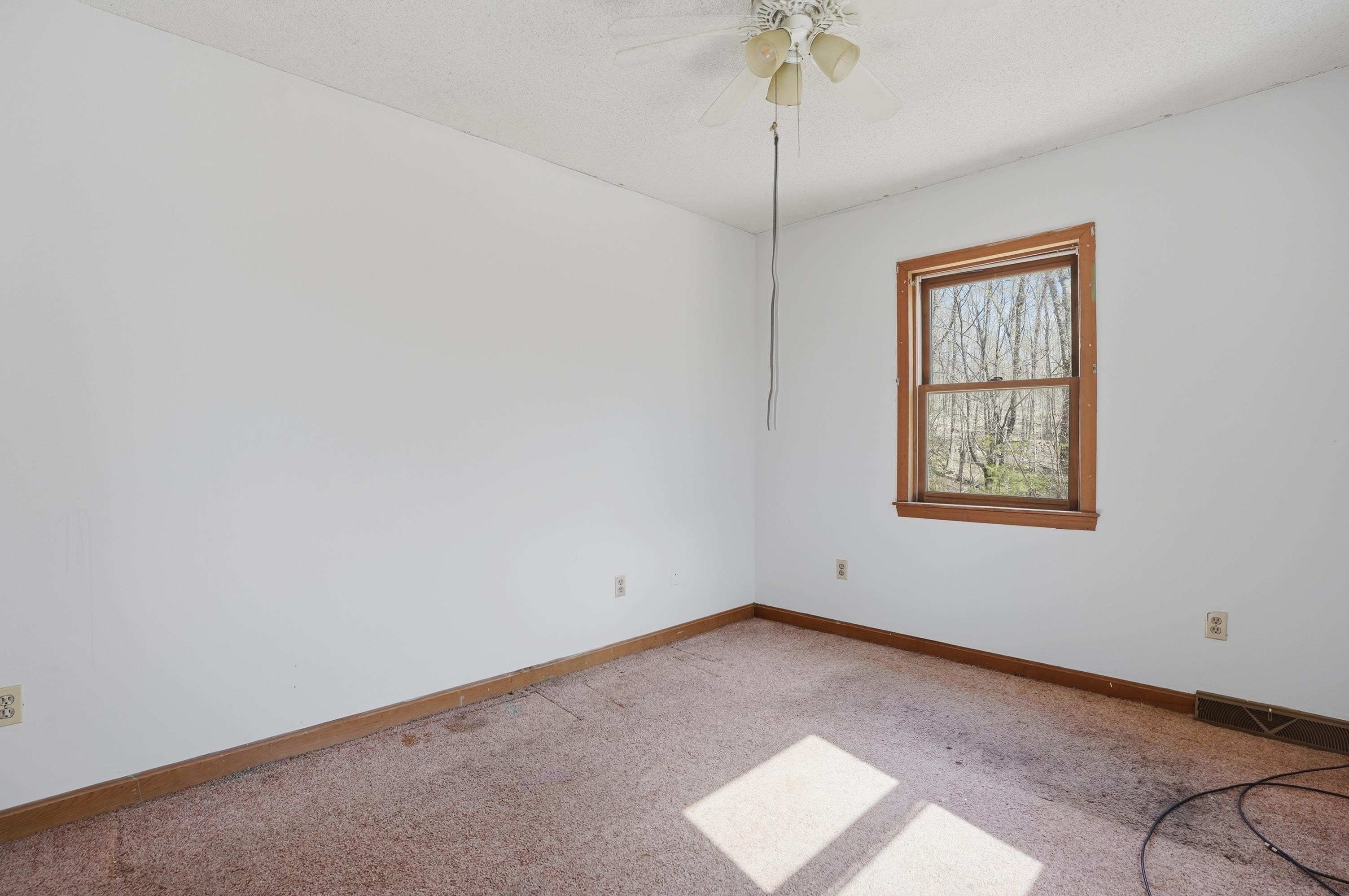 63 Kienia Road, Unit B Hudson, NH 03051 - Photo 30 of 39