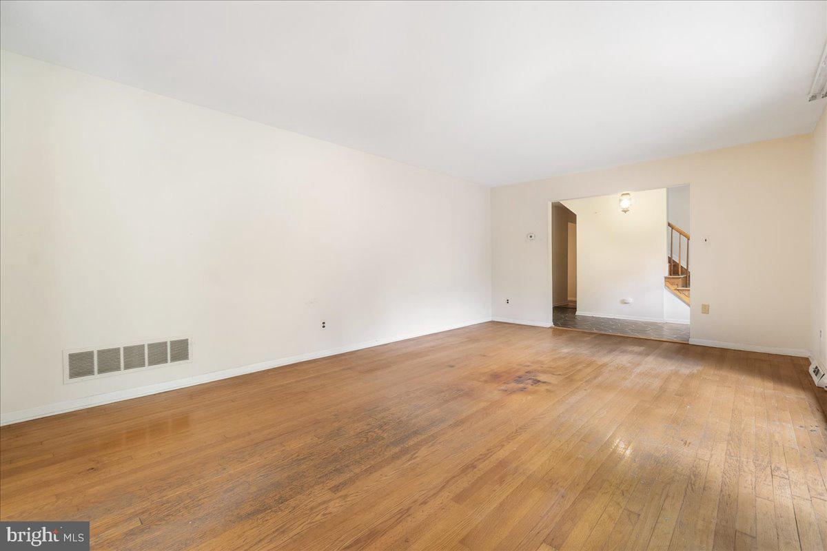 7409 Morgan Road Woodbine, MD 21797 - Photo 8 of 93 Gallery Image 8
