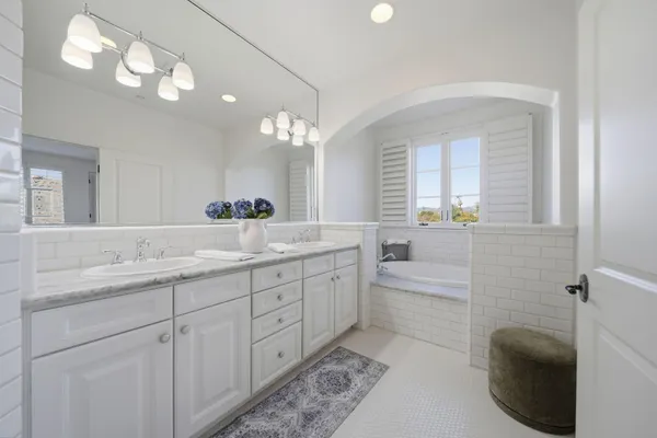 $1,575,000 | 218 Santa Barbara Street, Unit D, Santa Barbara, CA 93101