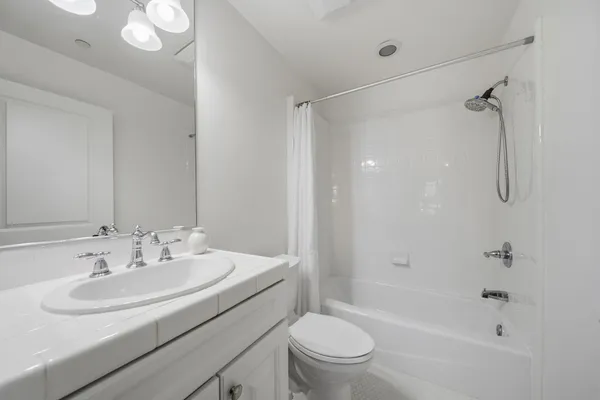 $1,575,000 | 218 Santa Barbara Street, Unit D, Santa Barbara, CA 93101