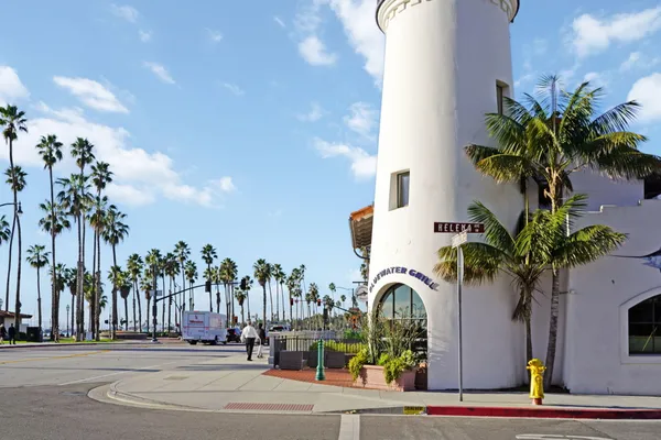 $1,575,000 | 218 Santa Barbara Street, Unit D, Santa Barbara, CA 93101