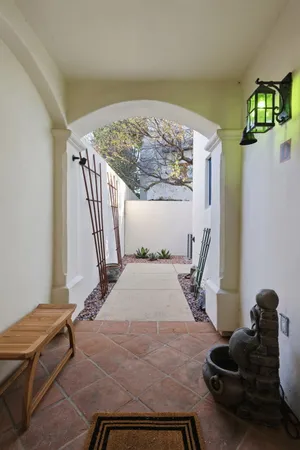 $1,575,000 | 218 Santa Barbara Street, Unit D, Santa Barbara, CA 93101