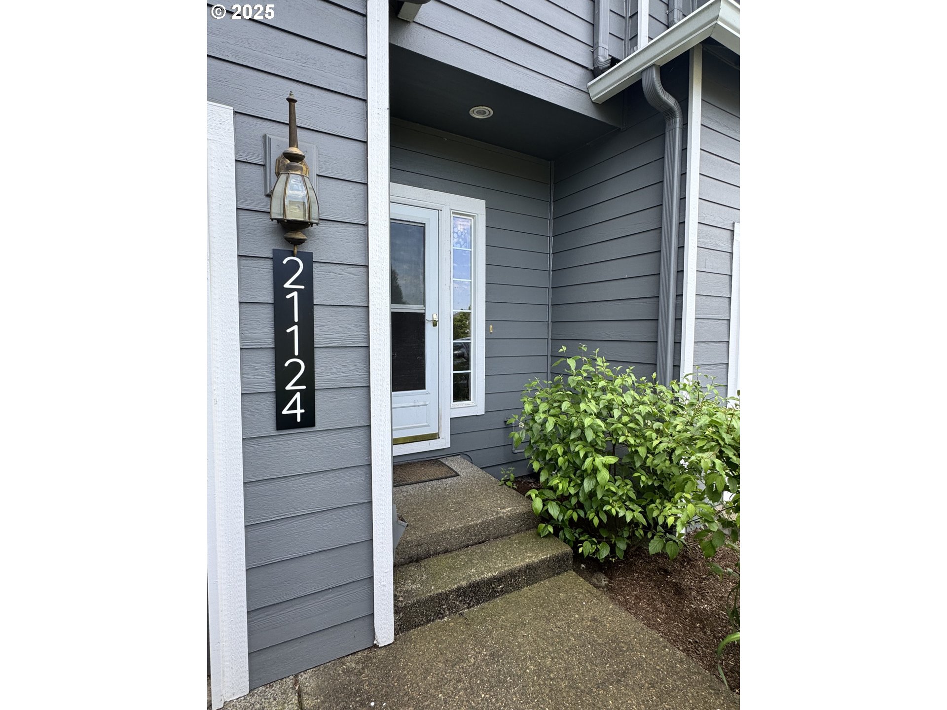 21124 Osburn Loop Fairview, OR 97024 - Photo 2 of 24 Gallery Image 2