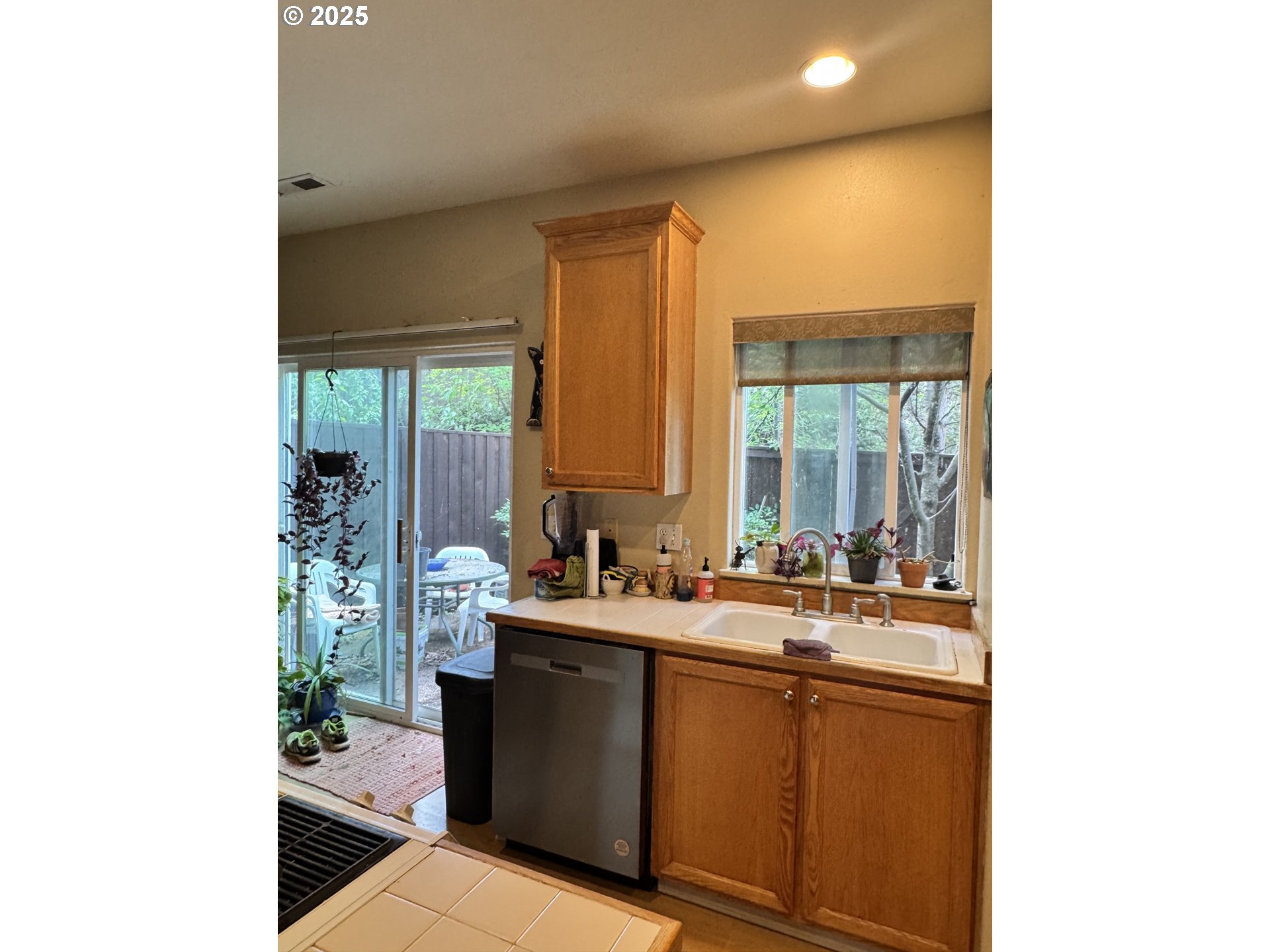 21124 Osburn Loop Fairview, OR 97024 - Photo 5 of 24 Gallery Image 5