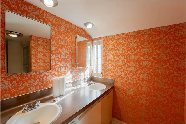 $250,000 | 1024 East Main Street, Sinton, TX 78387