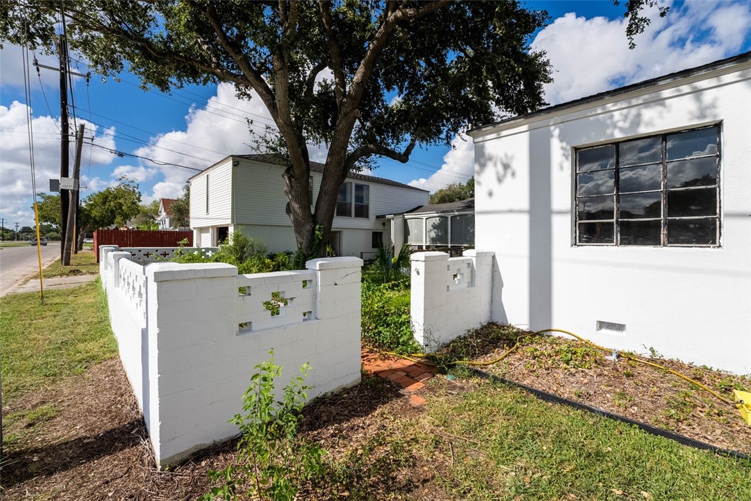 1024 East Main Street Sinton, TX 78387 - Photo 23 of 25