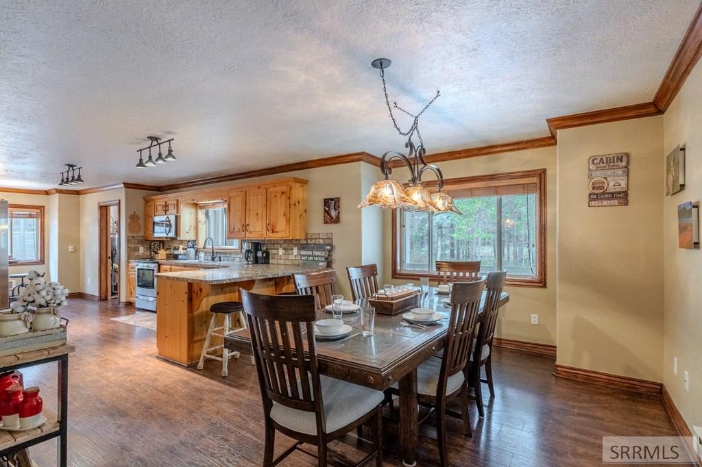 3759 Bills Loop N Road Island Park, ID 83429 - Photo 18 of 57 Formal Dining