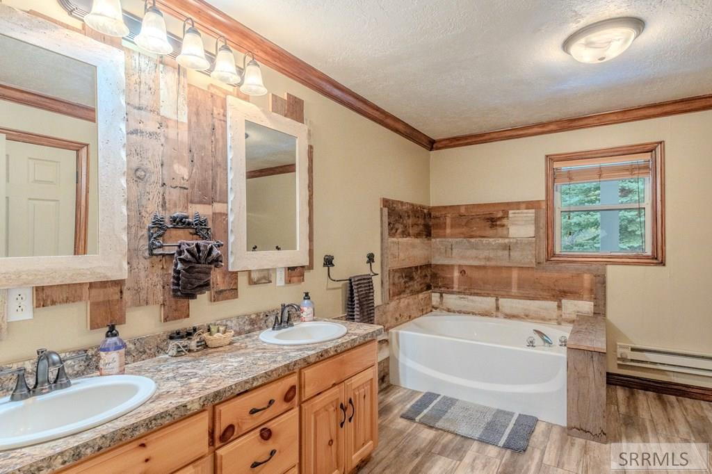 3759 Bills Loop N Road Island Park, ID 83429 - Photo 28 of 57 Main Floor Master Bathroom