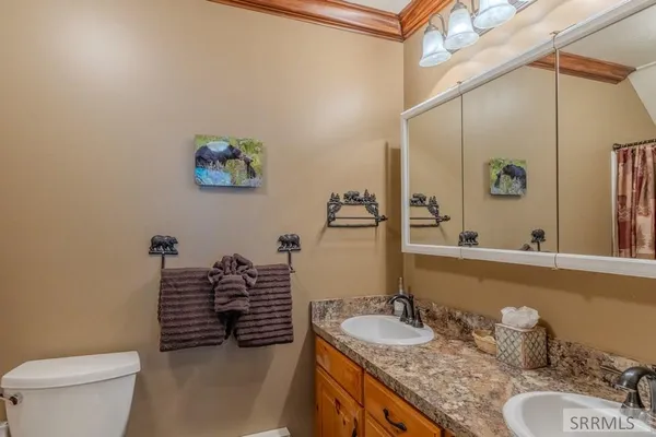 $949,000 | 3759 Bills Loop N Road, Island Park, ID 83429