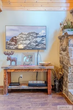 $949,000 | 3759 Bills Loop N Road, Island Park, ID 83429