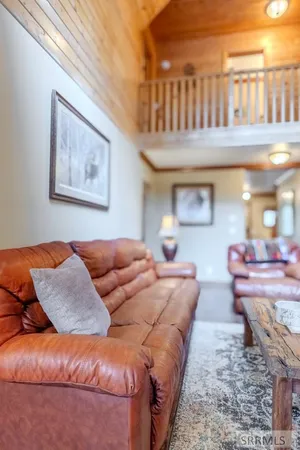 $949,000 | 3759 Bills Loop N Road, Island Park, ID 83429