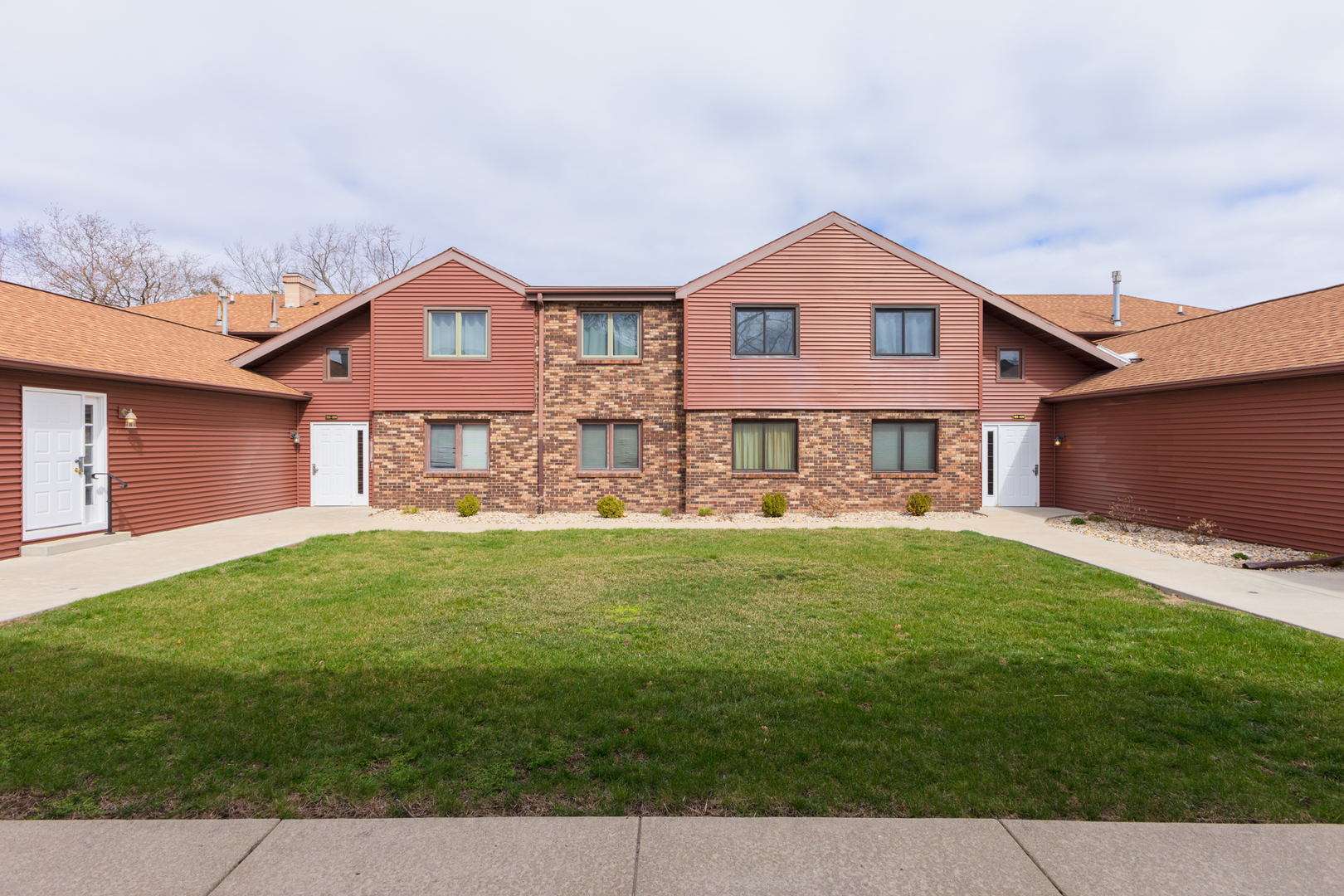 601 North Main Street, Unit 3N Normal, IL 61761 - Photo 3 of 31 Gallery Image 3