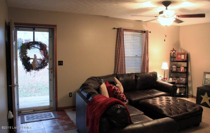 75 Bewley Road Vine Grove, KY 40175 - Photo 10 of 23 IMG_3743