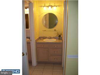 20 Emandan Lane Hockessin, DE 19707 - Photo 10 of 12 Bedroom - Main