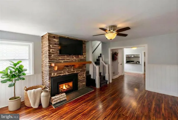 $399,900 | 328 Church Street, Phoenixville, PA 19460