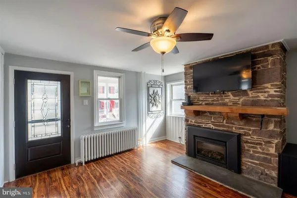 $399,900 | 328 Church Street, Phoenixville, PA 19460
