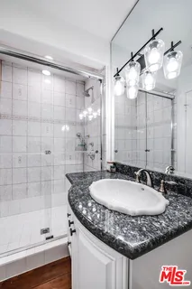 $1,795,000 | 3261 North Knoll Drive, Los Angeles, CA 90068