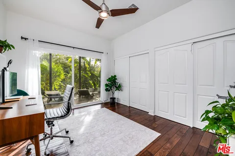 $1,795,000 | 3261 North Knoll Drive, Los Angeles, CA 90068