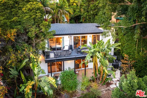 $1,795,000 | 3261 North Knoll Drive, Los Angeles, CA 90068