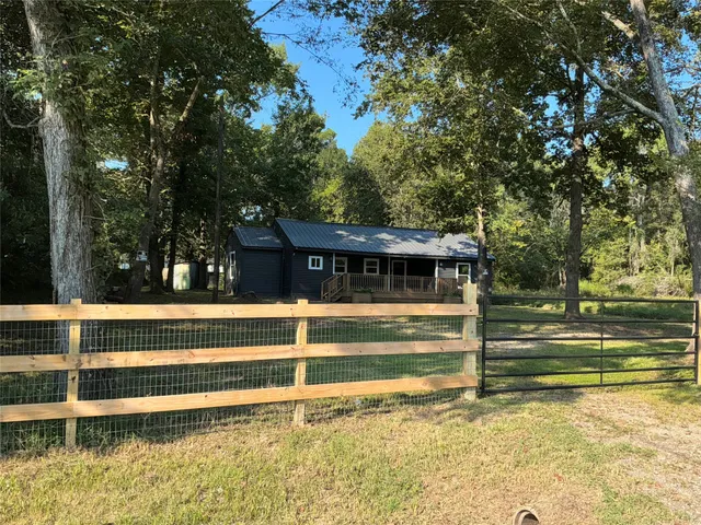 $239,000 | 10928 L And M Road, Montgomery, TX 77316