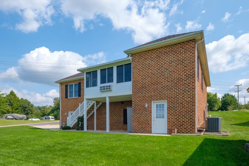 2111 Whispering Springs Road Harrisonburg, VA 22801 - Photo 28 of 31 Gallery Image 28